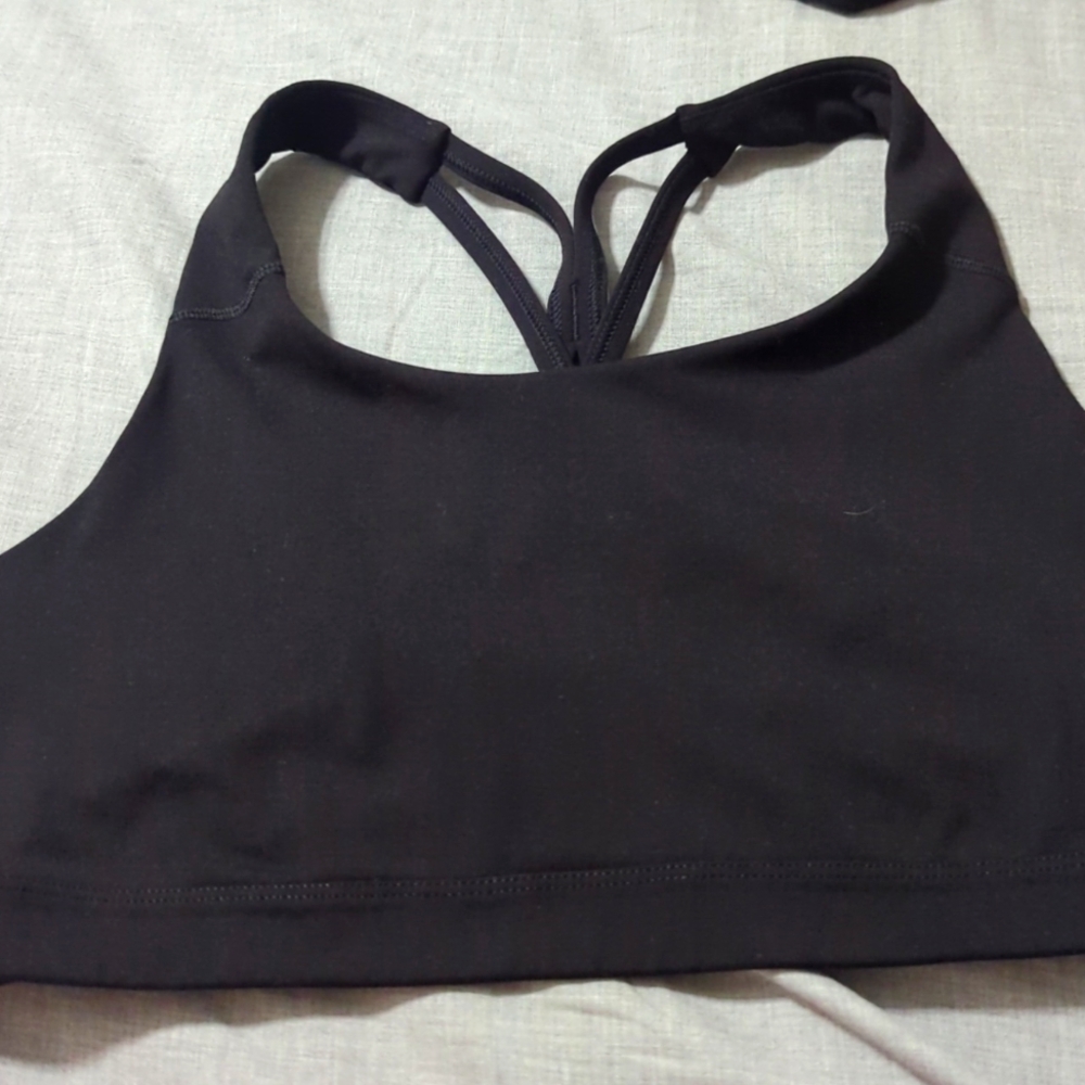 Sports bra